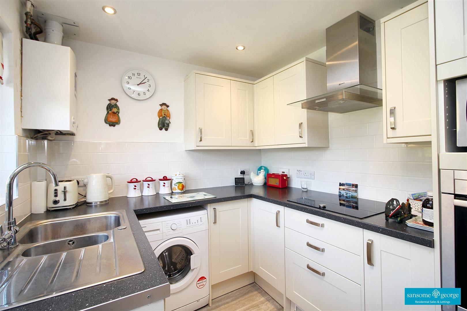 2 bed property in Condor Close, Tilehurst